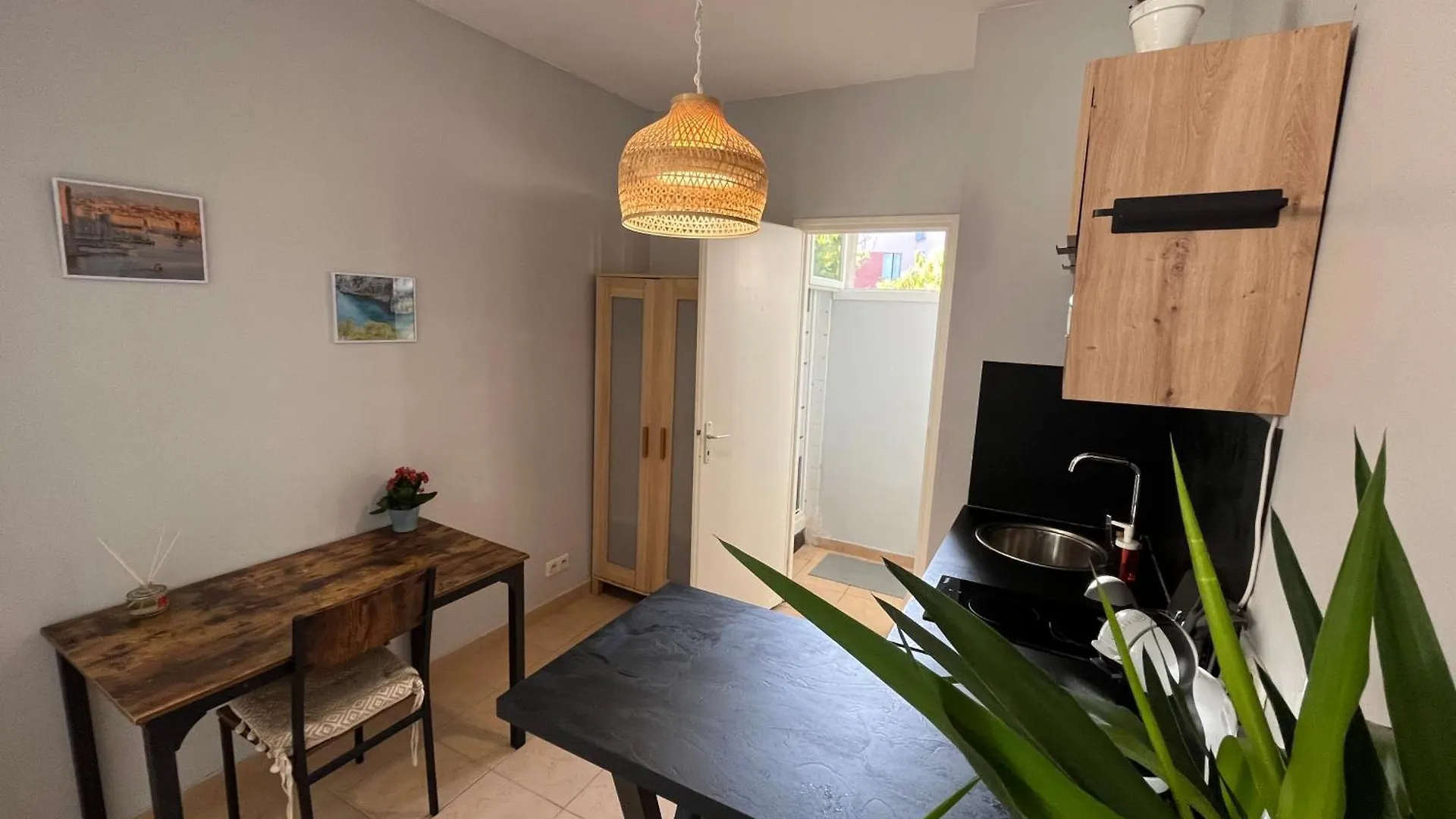 Mduwusueg Apartment Marseille France